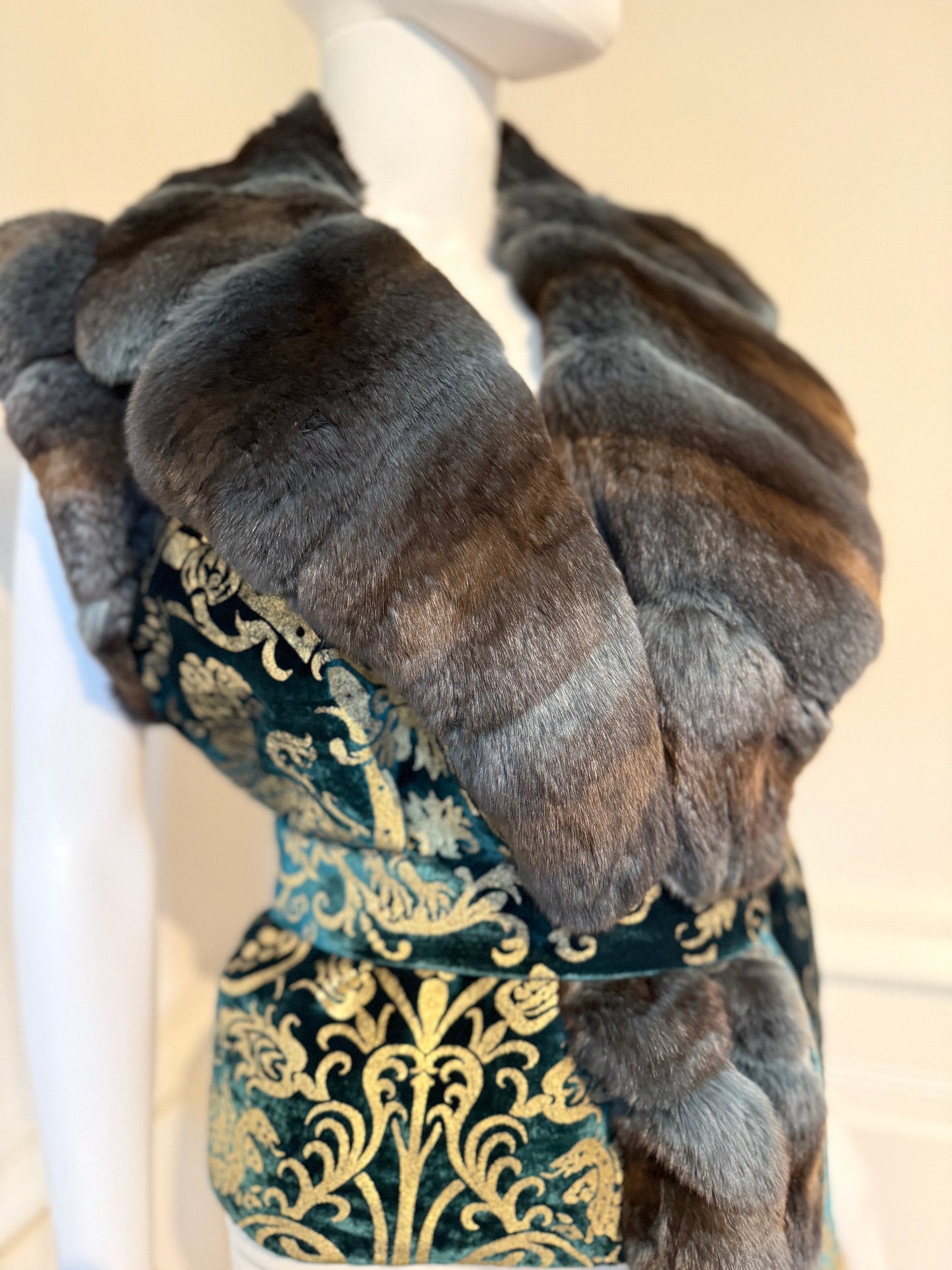 Roberto Cavalli Autumn/Winter 2006 gorgeous emerald green silk velvet gold pattern vest trimmed with chinchilla fur