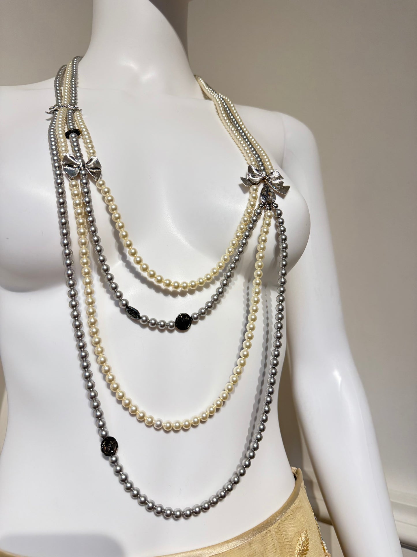 Christian Dior by John Galliano SS 2004 gorgeous baroque pearls long necklace