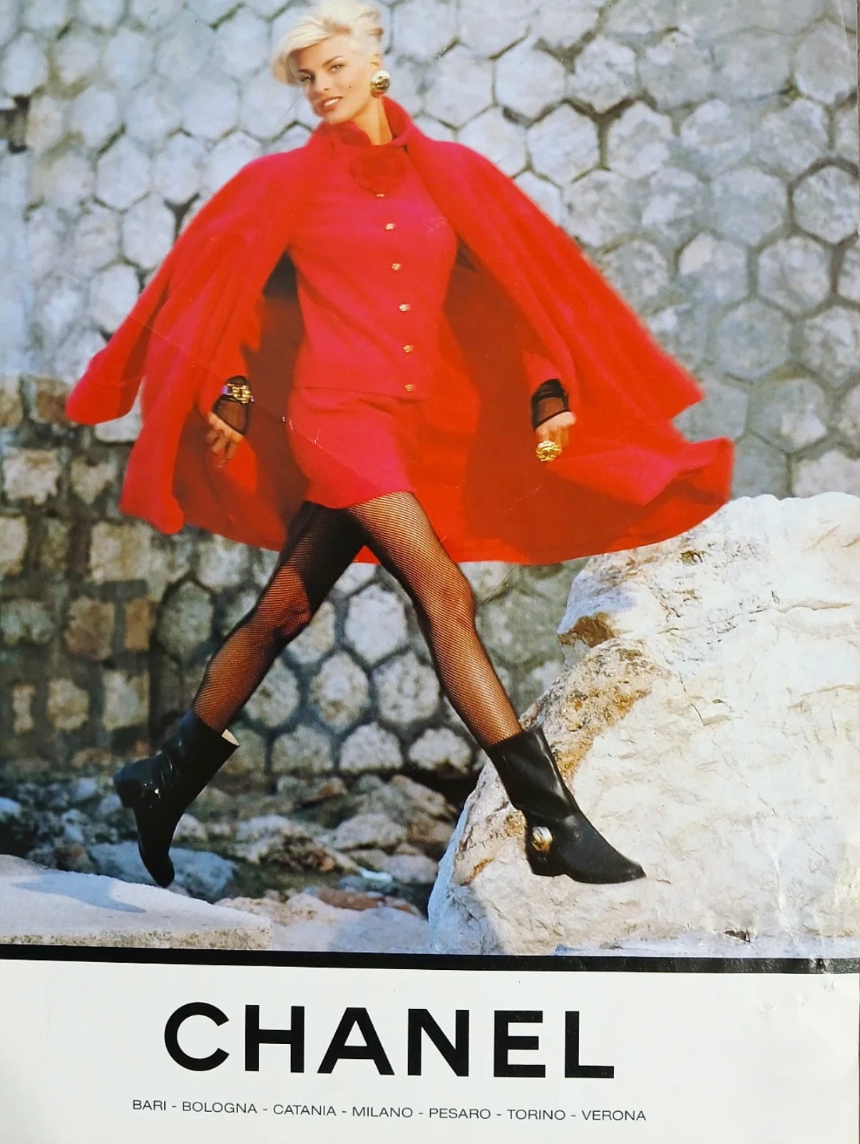 Documented Chanel AW 1991 Hip-Hope Collection Fuchsia Runway skirt suit by Karl Lagerfeld