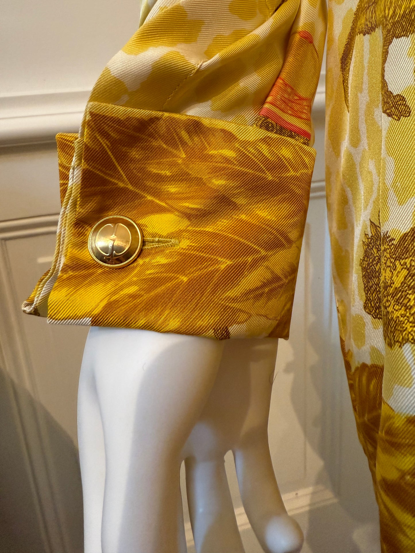 Gucci by Tom Ford 2000’s silk shirt with iconic monkey pattern