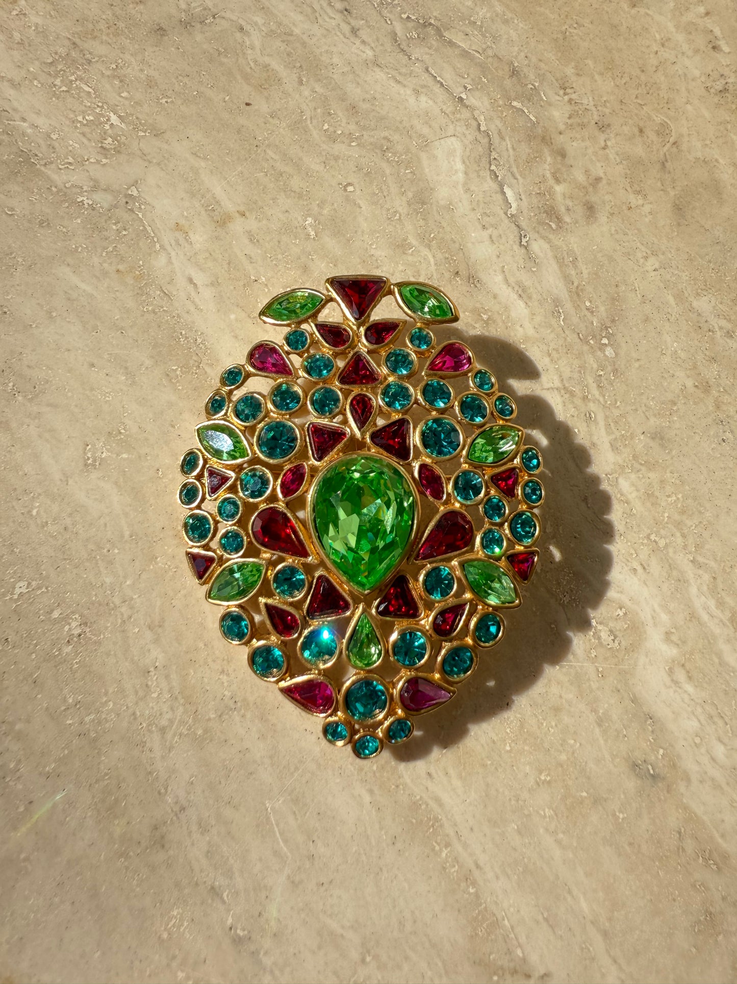 Rare Yves Saint Laurent broche/pendant