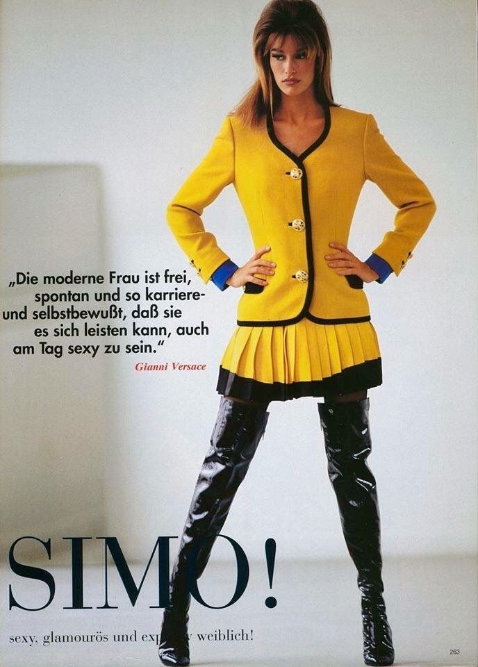 Gianni Versace Couture Autumn/Winter 1991/1992 iconic Runway skirt blazer suit