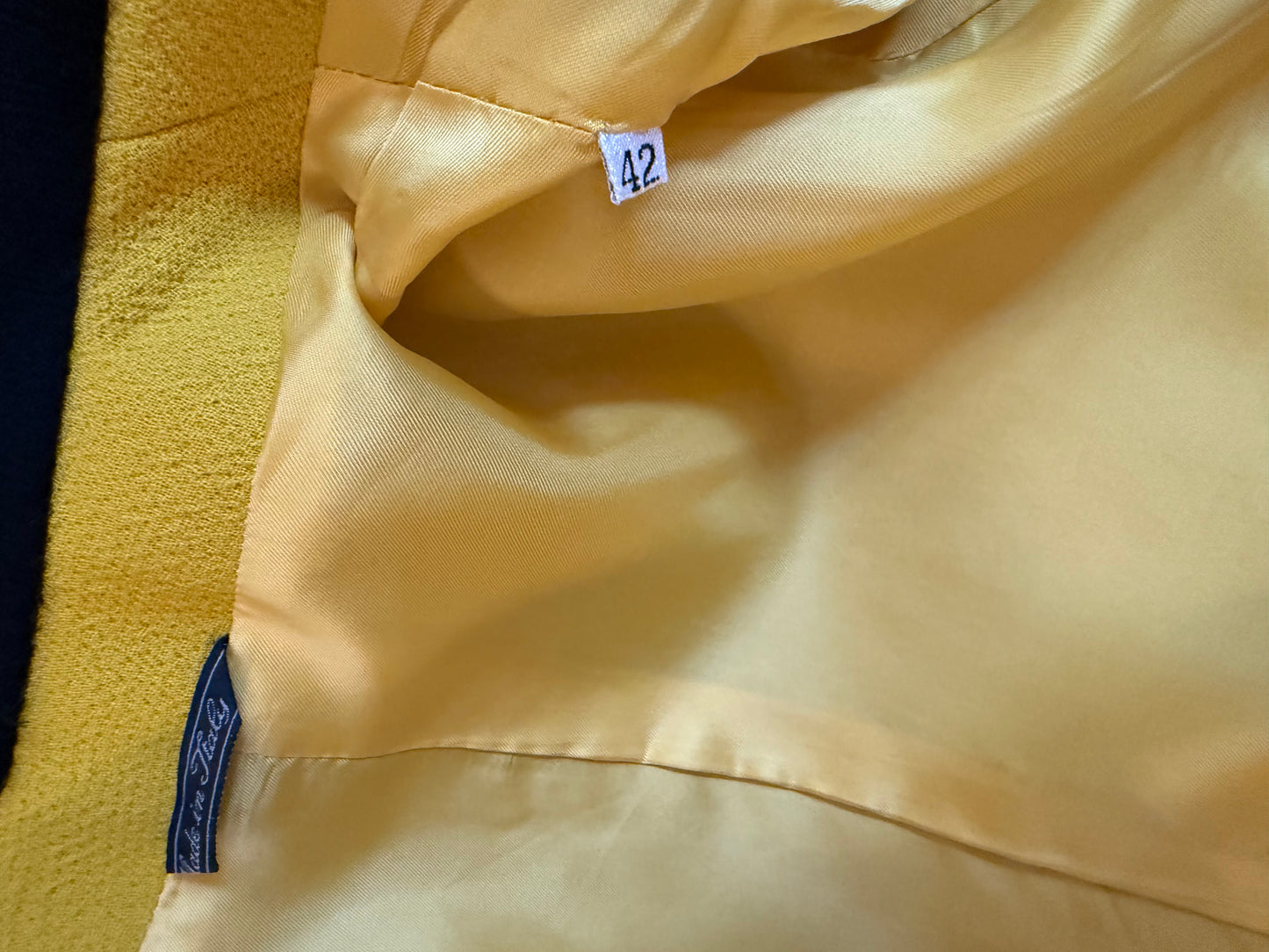 Gianni Versace Couture Autumn/Winter 1991/1992 iconic Runway skirt blazer suit