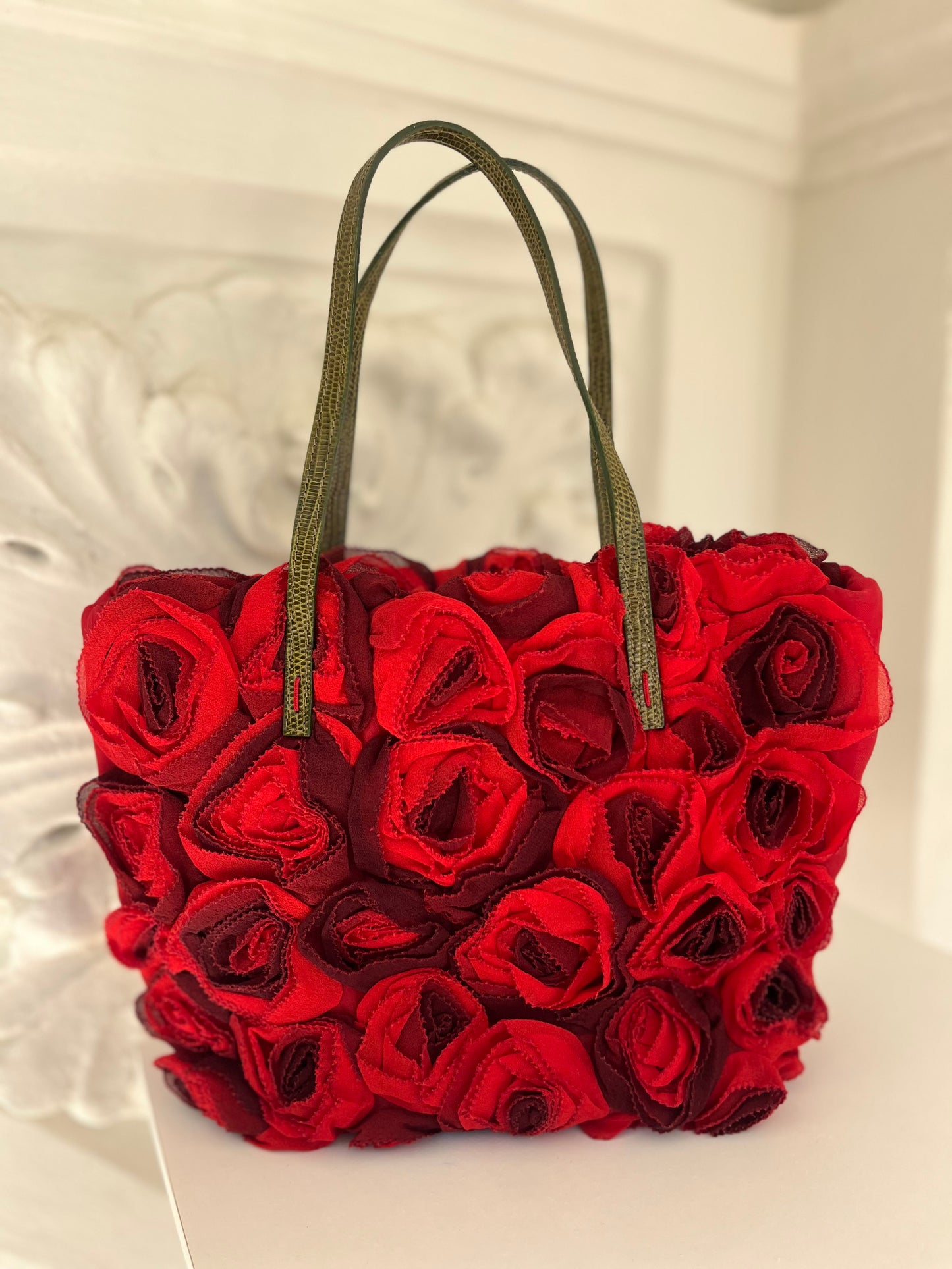 Valentino Garavani Fall-Winter 2000 Runway handbag roses