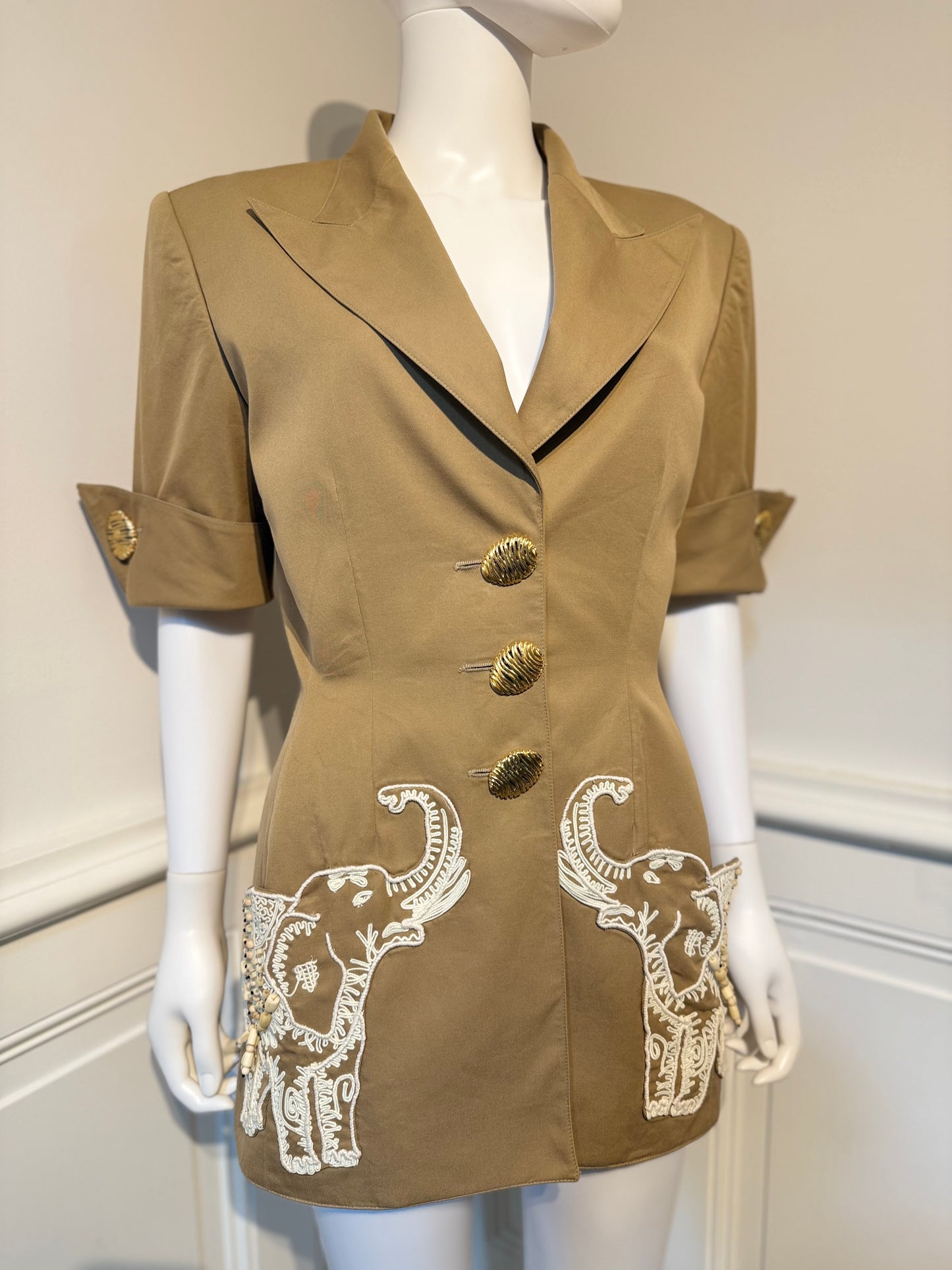 Vintage Valentino Garavani Spring/Summer 1993 amazing jacket beaded details embroidery