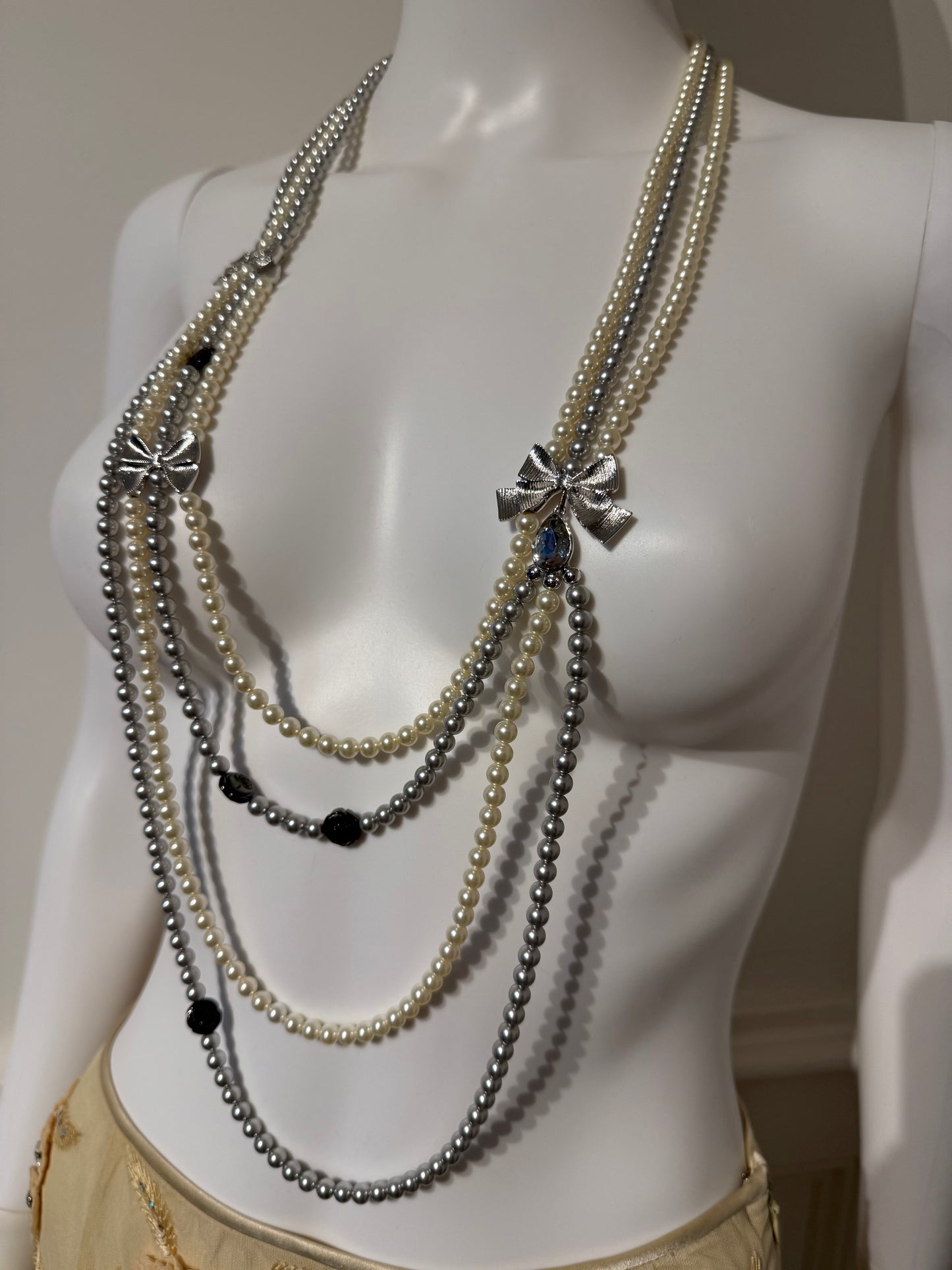 Christian Dior by John Galliano SS 2004 gorgeous baroque pearls long necklace