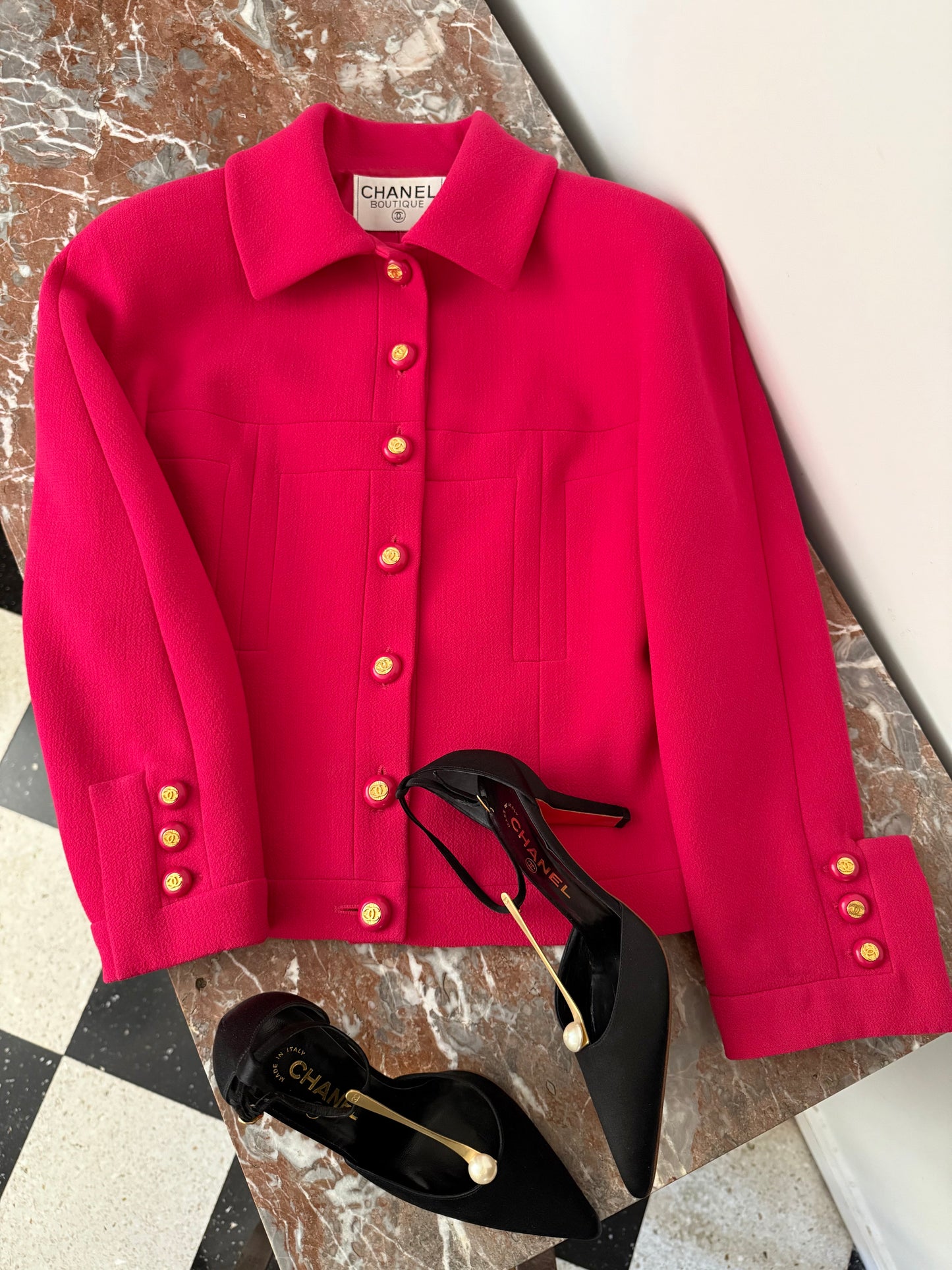 Documented Chanel AW 1991 Hip-Hope Collection Fuchsia Runway skirt suit by Karl Lagerfeld