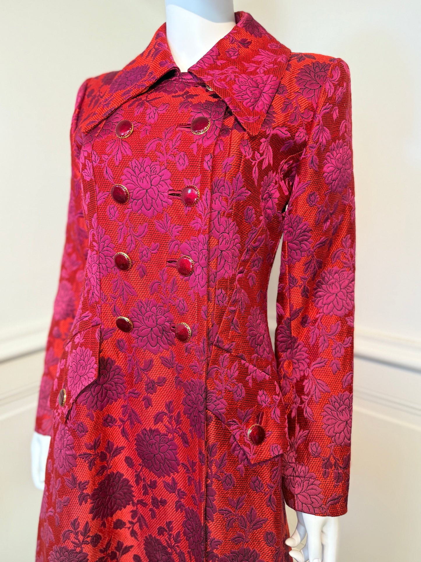 Documented Runway Yves Saint Laurent Rive Gauche AW 1992/1993 Runway brocade coat