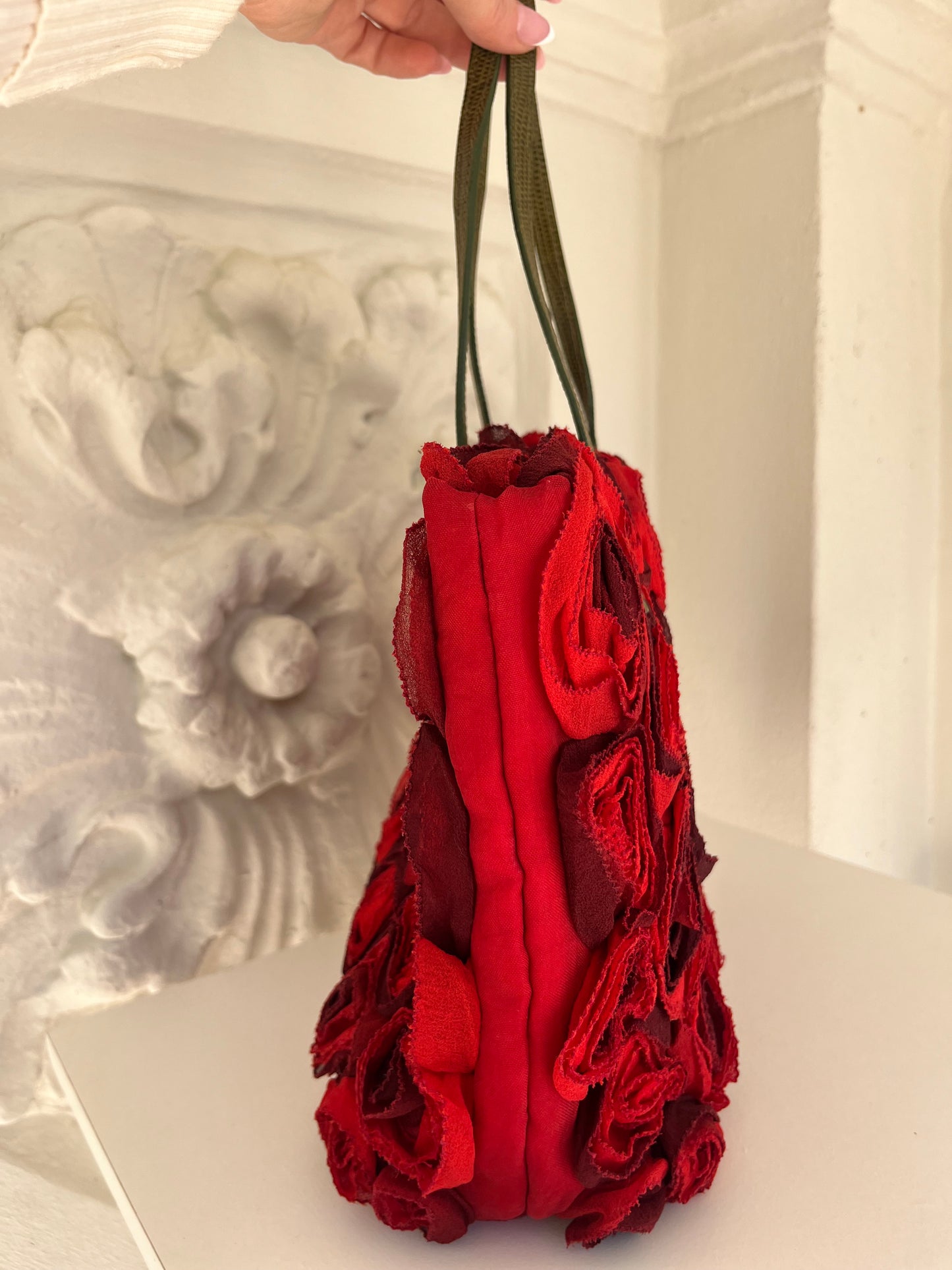 Valentino Garavani Fall-Winter 2000 Runway handbag roses