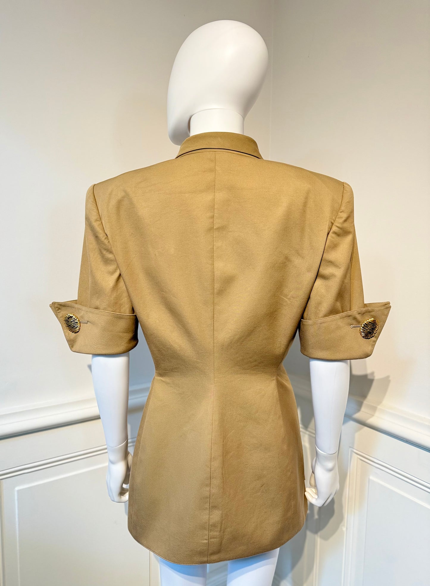 Vintage Valentino Garavani Spring/Summer 1993 amazing jacket beaded details embroidery