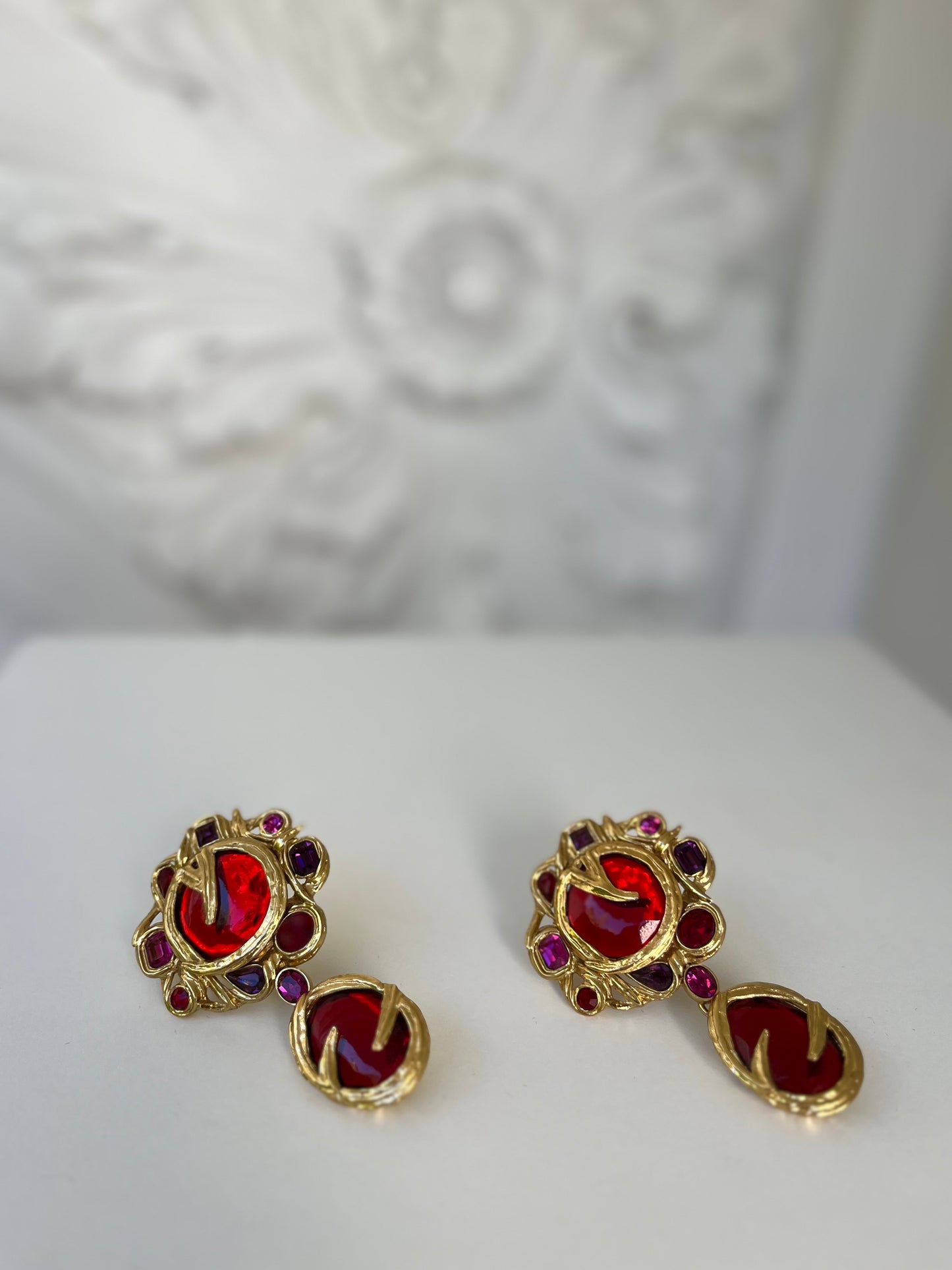 Yves Saint Laurent vintage clips on earrings « Cadix »