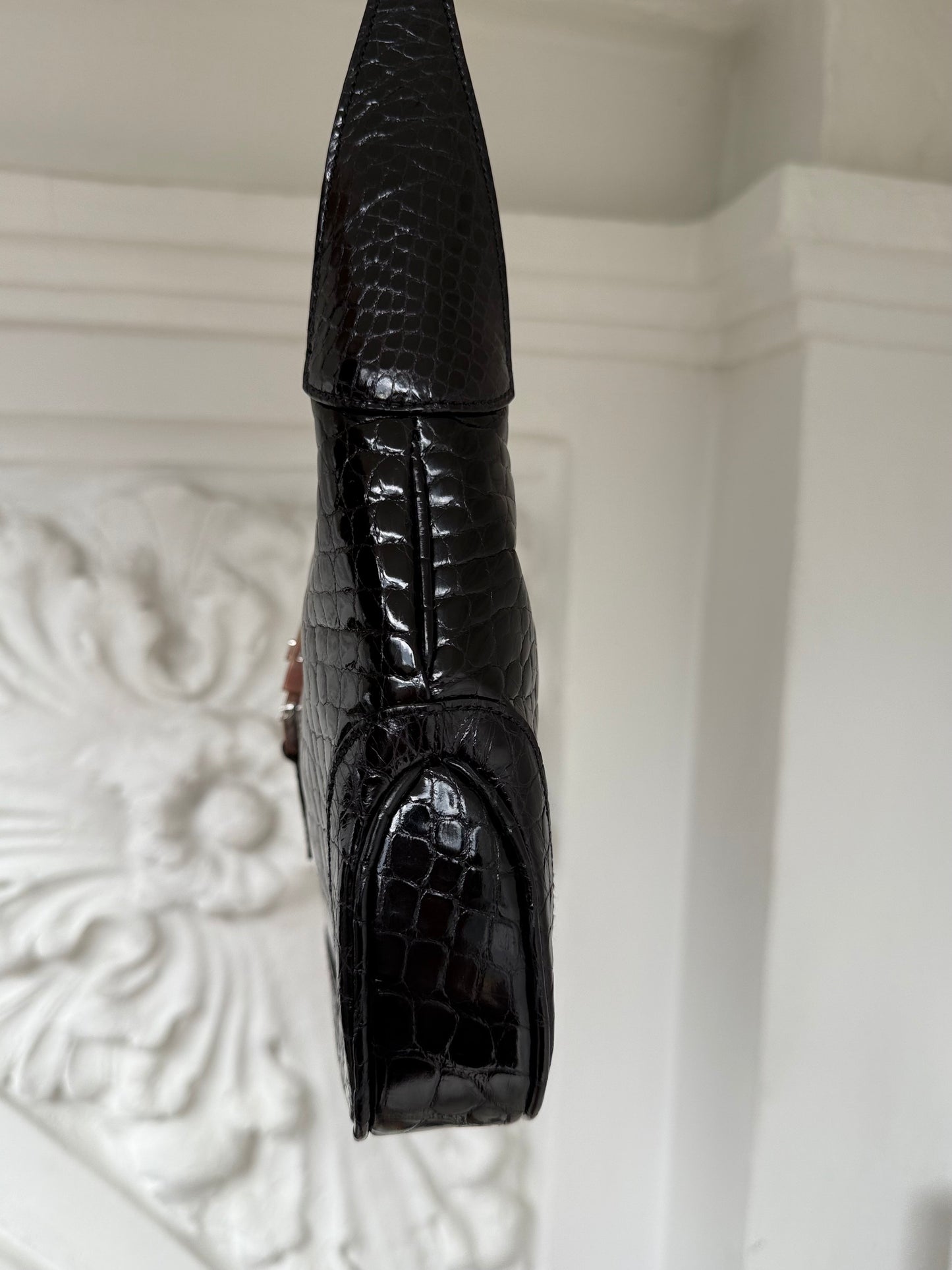 Rare iconic Gucci Jackie in glossy crocodile skin by Tom Ford from early 2000’s🖤