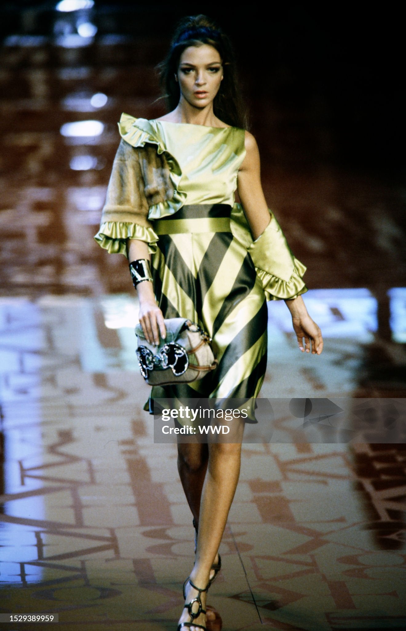 Vintage Runway SS 2005 Valentino limited edition bag