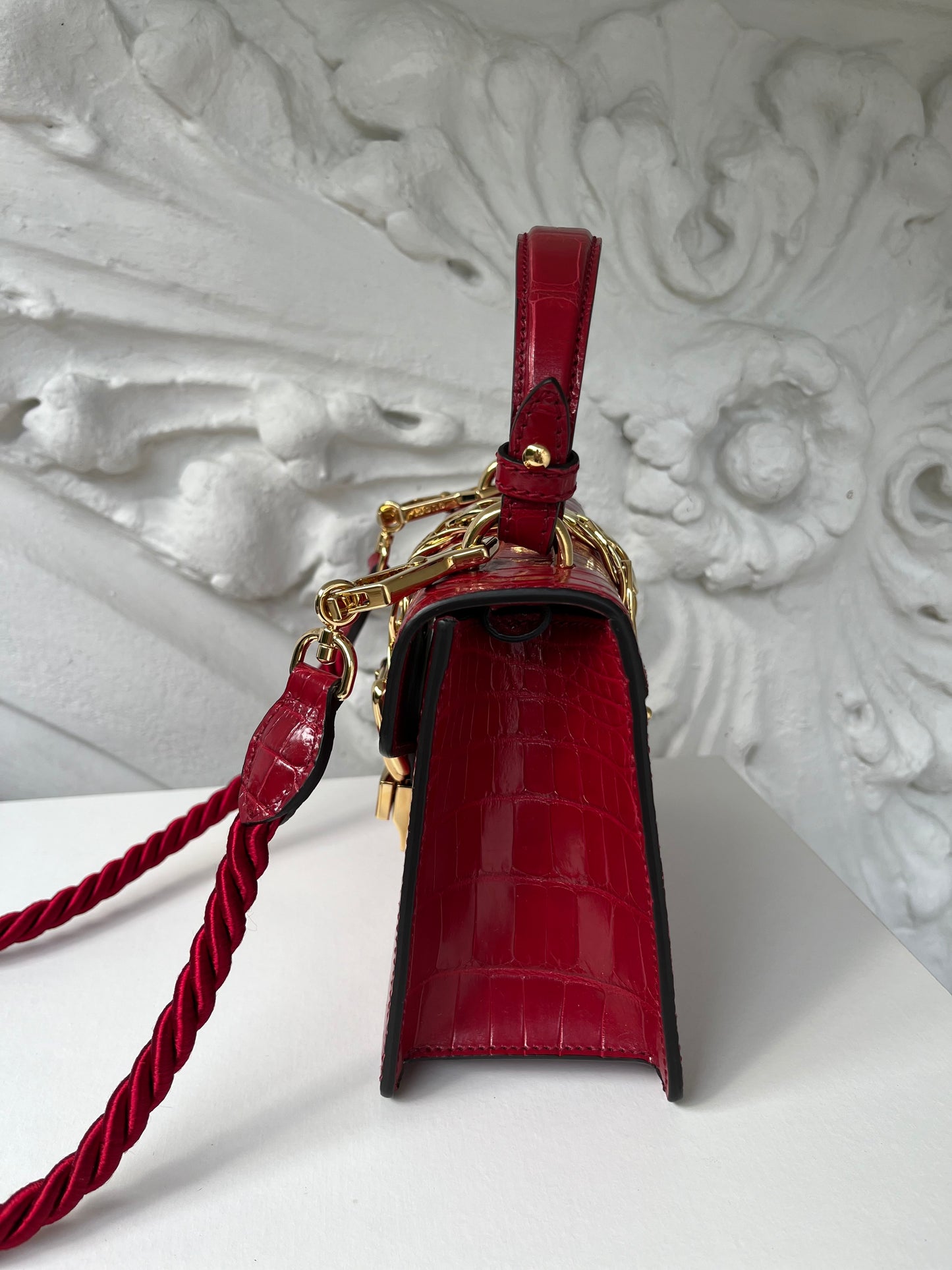 Gucci rare limited edition Pre-fall 2019 Sylvie chain Top handle crocodile leather handbag