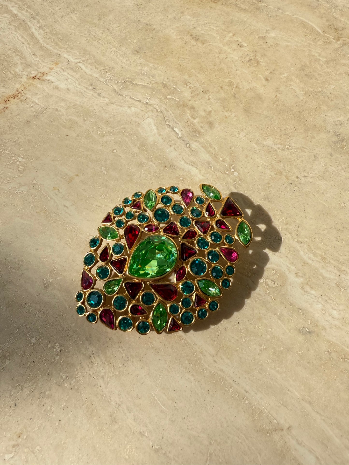 Rare Yves Saint Laurent broche/pendant