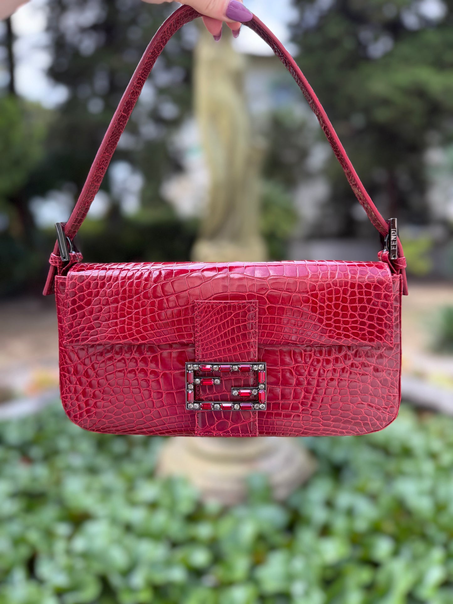 Rare exceptional vintage Fendi baguette in exotic crocodile skin dark red color🐊