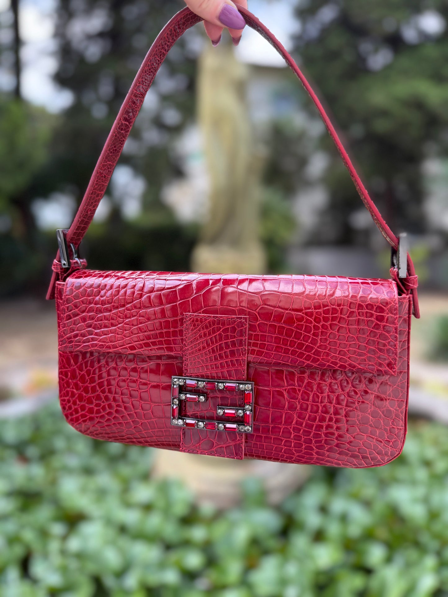 Rare exceptional vintage Fendi baguette in exotic crocodile skin dark red color🐊