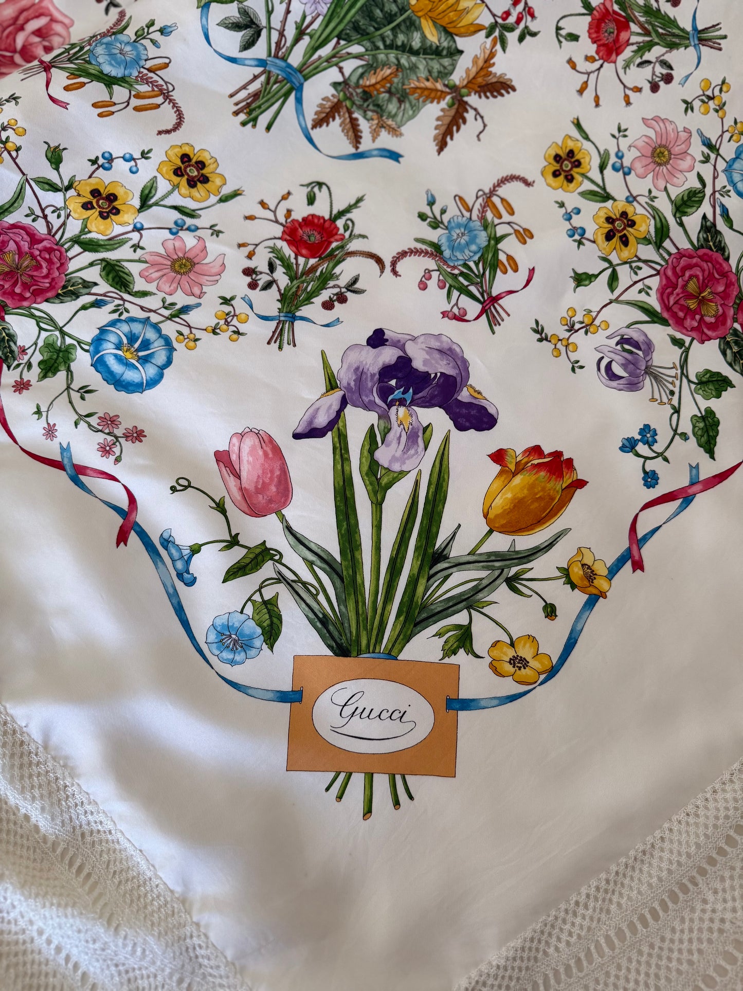 Vintage Gucci by Vittorio Accornero Flora II silk fringed shawl