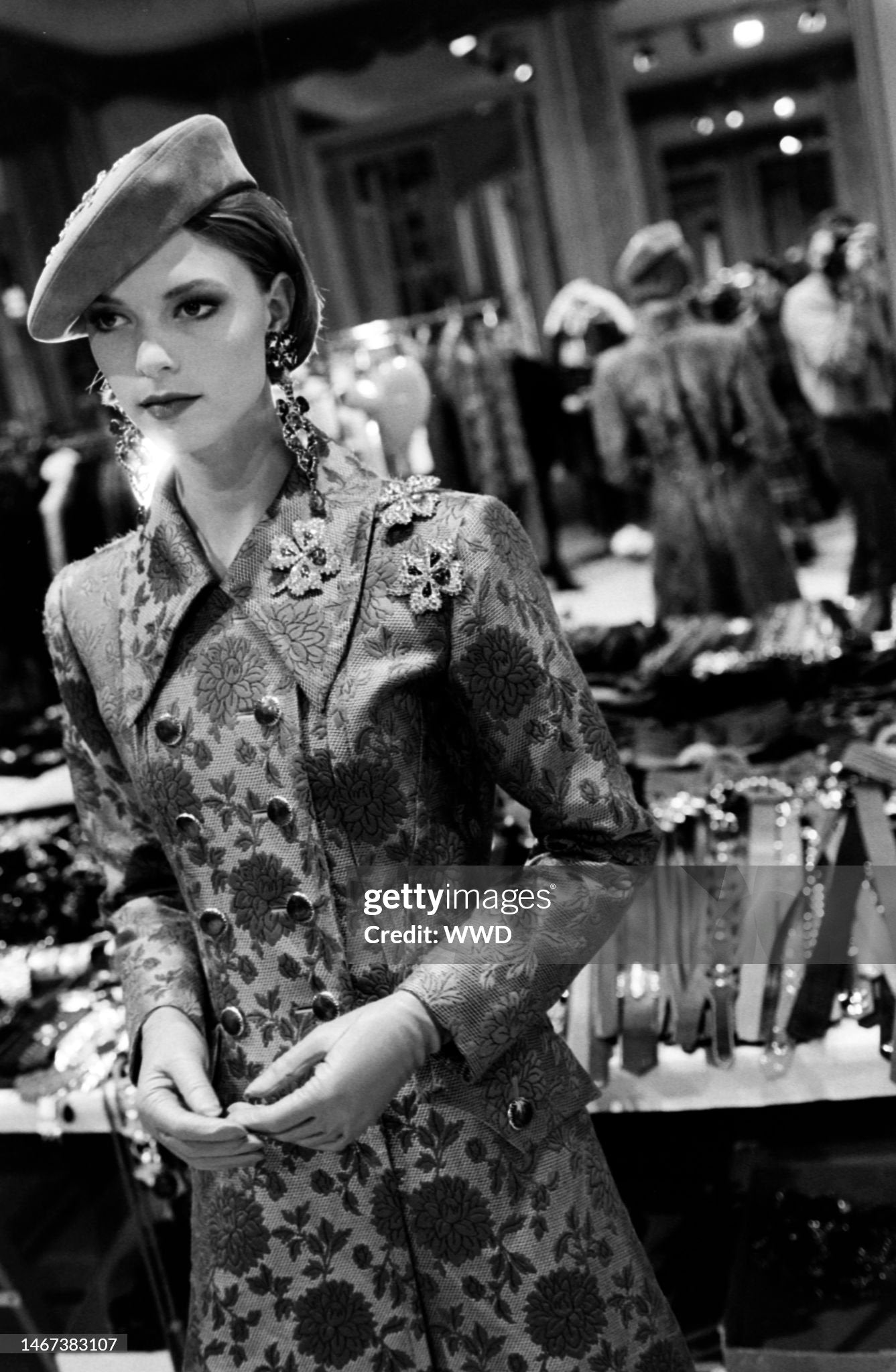 Documented Runway Yves Saint Laurent Rive Gauche AW 1992/1993 Runway brocade coat