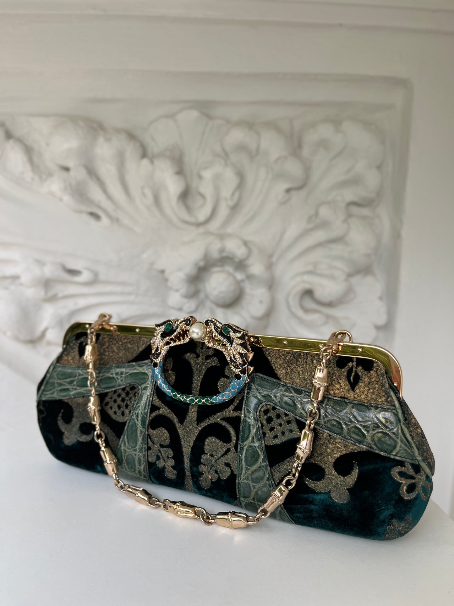 Iconic extremely rare Tom Ford for Gucci Damask « Dragon » purse clutch FW 2004