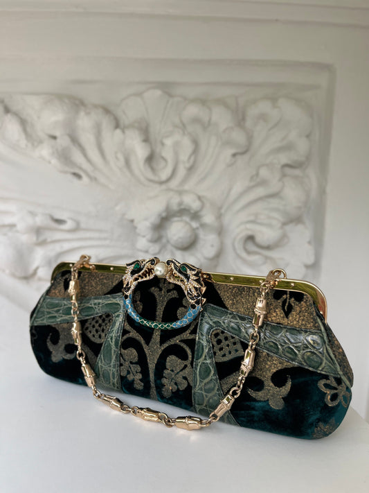 Iconic extremely rare Tom Ford for Gucci Damask « Dragon » purse clutch FW 2004