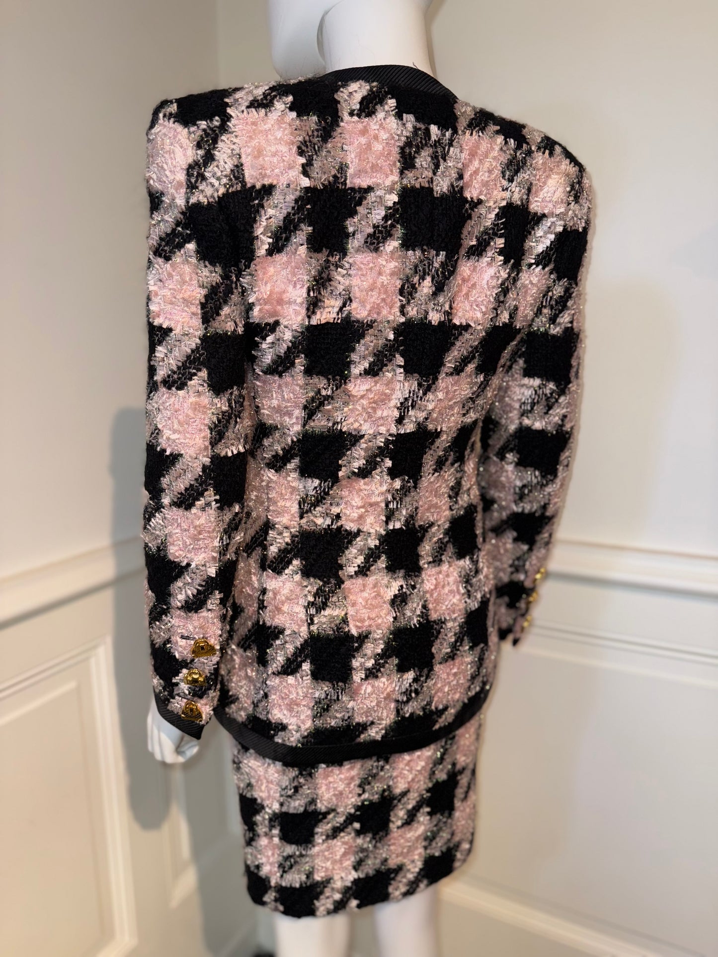 Iconic gorgeous vintage Escada by Margaretha Ley houndstooth skirt suit