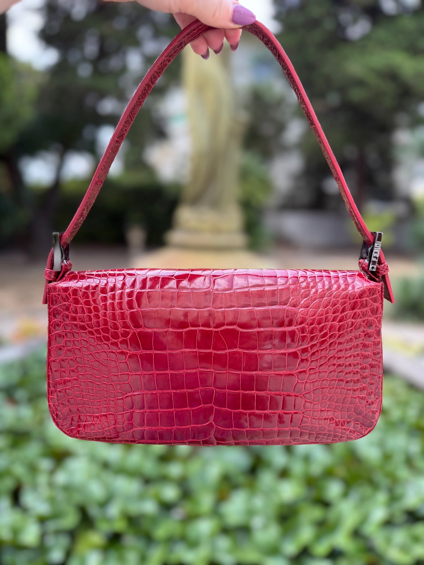 Rare exceptional vintage Fendi baguette in exotic crocodile skin dark red color🐊