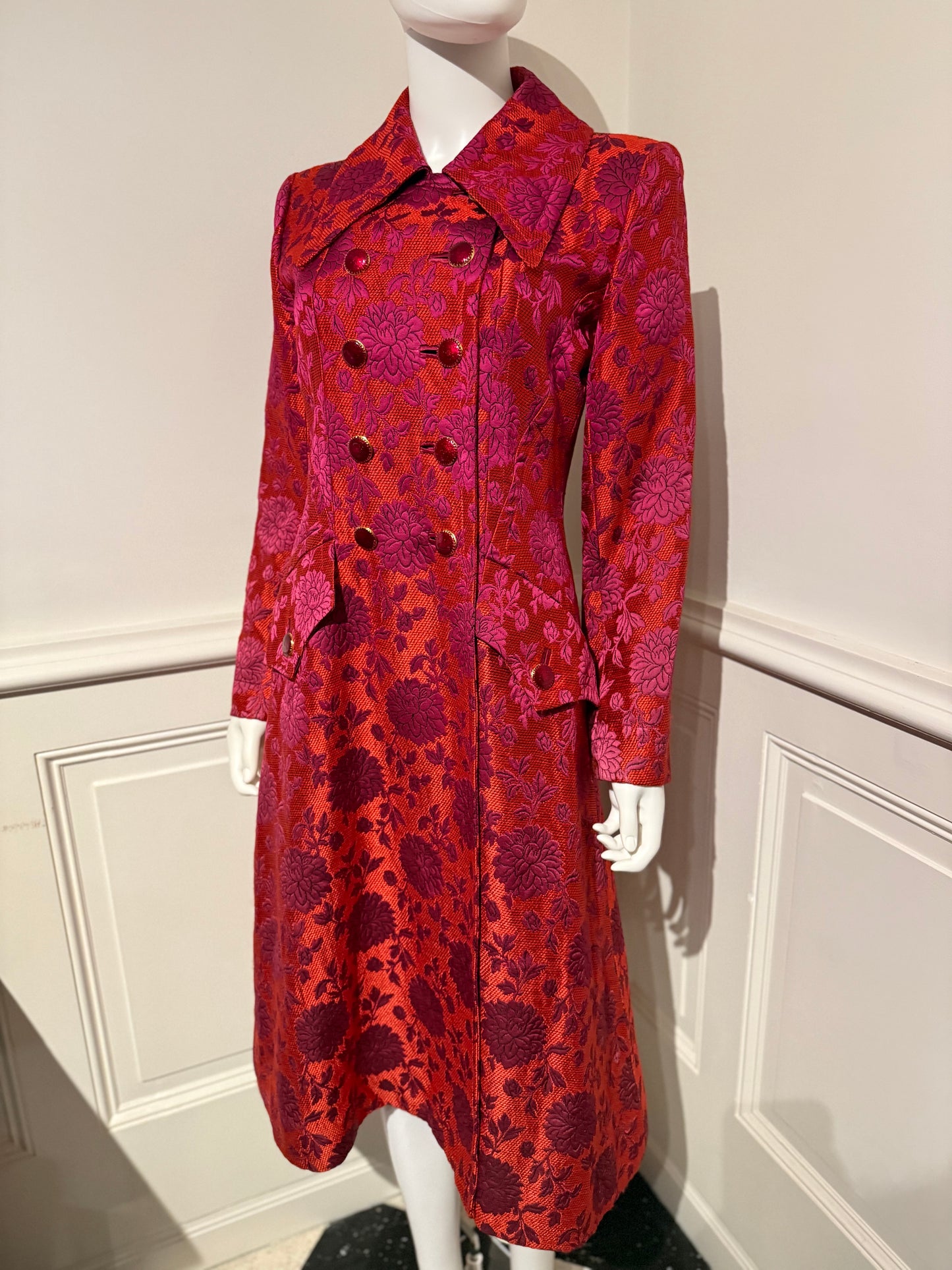 Documented Runway Yves Saint Laurent Rive Gauche AW 1992/1993 Runway brocade coat