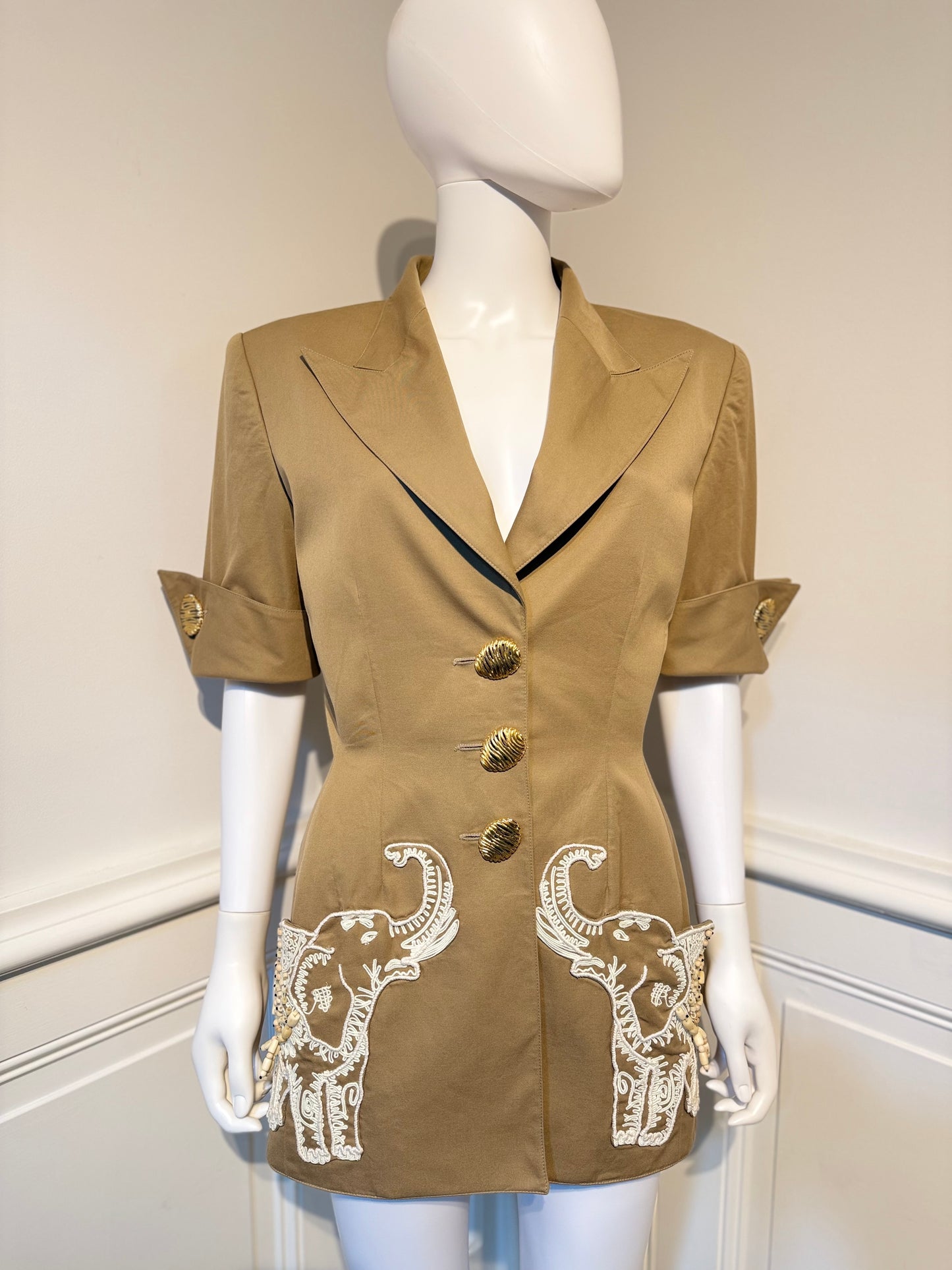 Vintage Valentino Garavani Spring/Summer 1993 amazing jacket beaded details embroidery