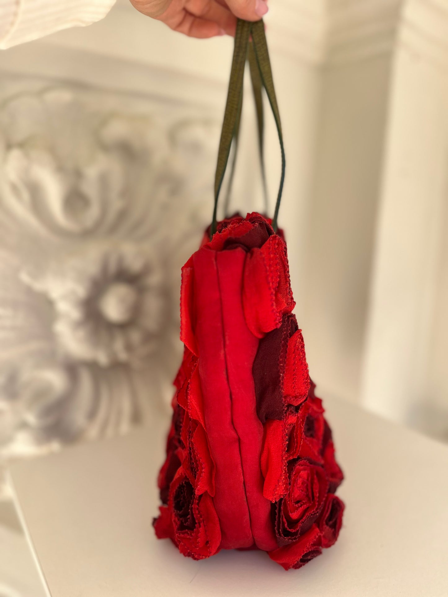 Valentino Garavani Fall-Winter 2000 Runway handbag roses