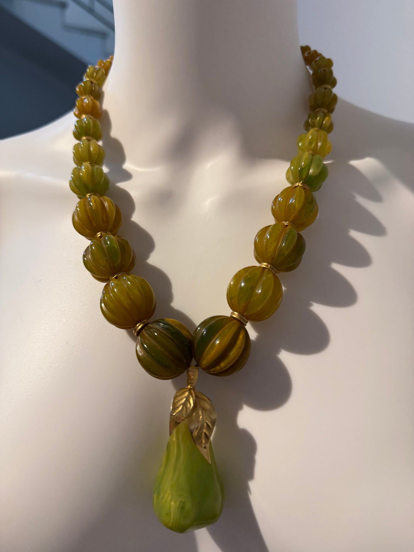 Early Valentino Garavani, circa 1970s bakelite bead necklace